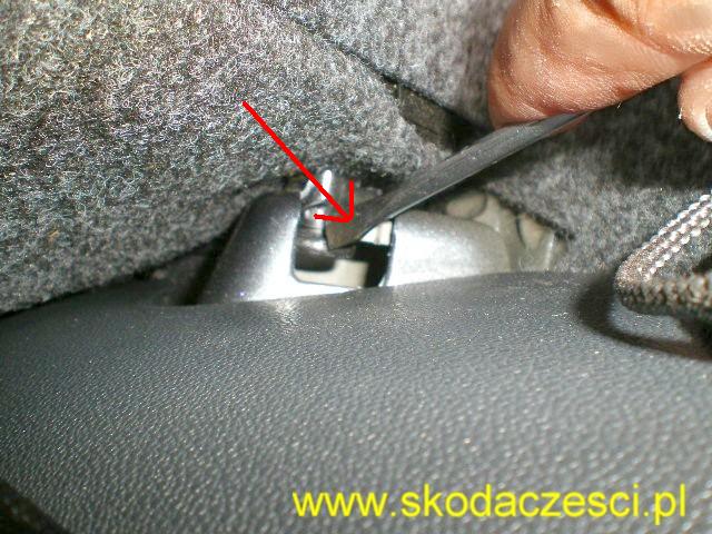 http://www.skodaczesci.pl/skoda-repository/image/montaz%20modulu%20haka/48a.JPG